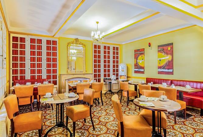 Salle du petit-déjeuner