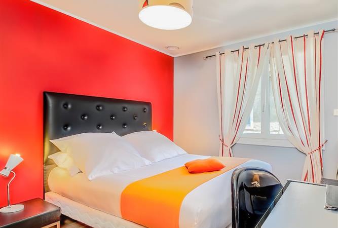 Chambre Double Prestige pour 1 à 2 personnes de l'Hôtel Résidence à Nissan-Lez-Ensérune (34)