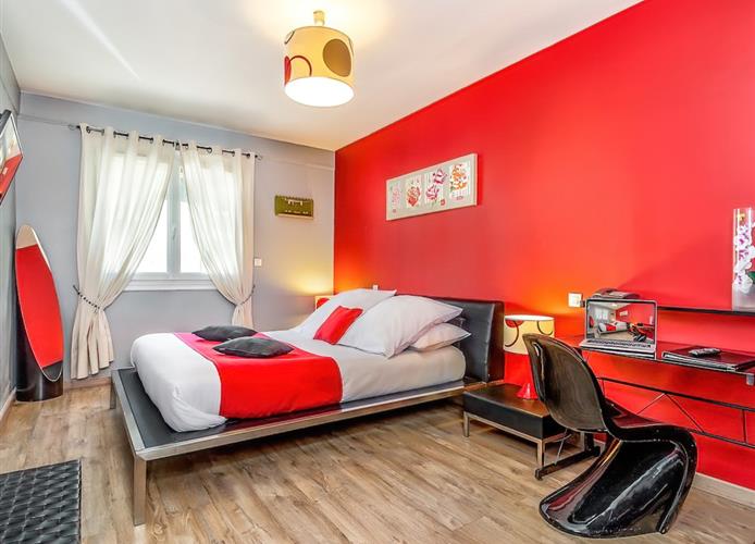 Suite Prestige de l'Hôtel Résidence à Nissan-Lez-Ensérune