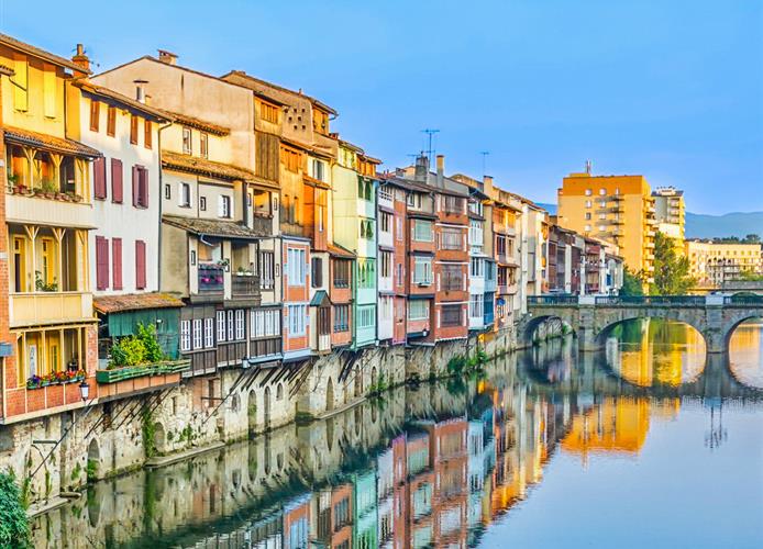 Castres - près de l'Hotel Residence à Nissan Lez Enserune 34