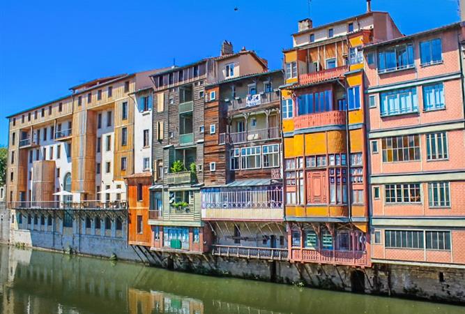 Castres - près de l'Hotel Residence à Nissan Lez Enserune 34