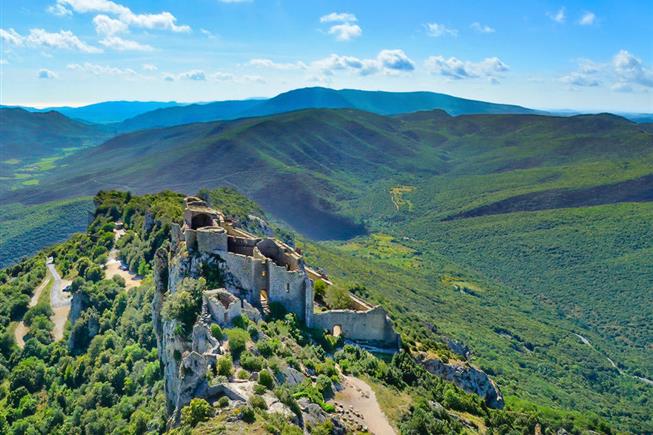 Chateau de Peyreperuse - Près de l'Hôtel Résidence à Nissan-Lez-Enserune (34)