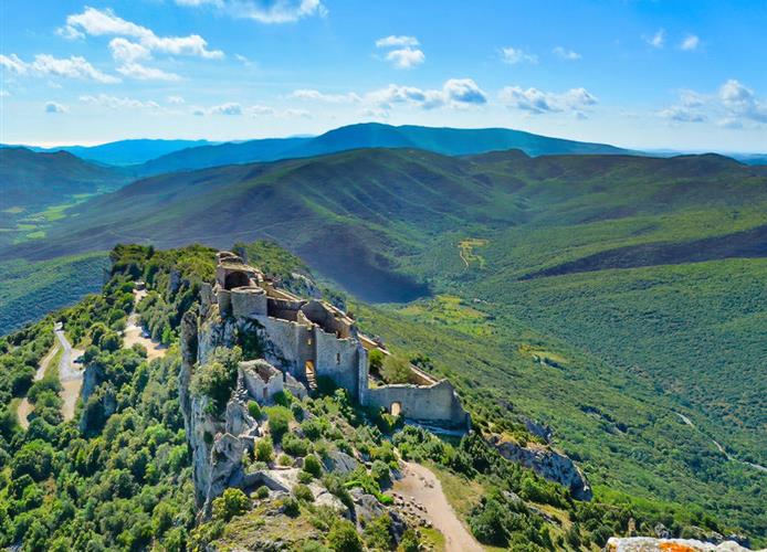 Chateau de Peyreperuse - Près de l'Hôtel Résidence à Nissan-Lez-Enserune (34)