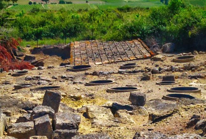 Oppidum d'Enserune - Près de l'Hôtel Résidence à Nissan-Lez-Enserune (34)